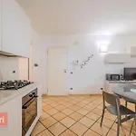 La Rotonda מלון דירות 4*