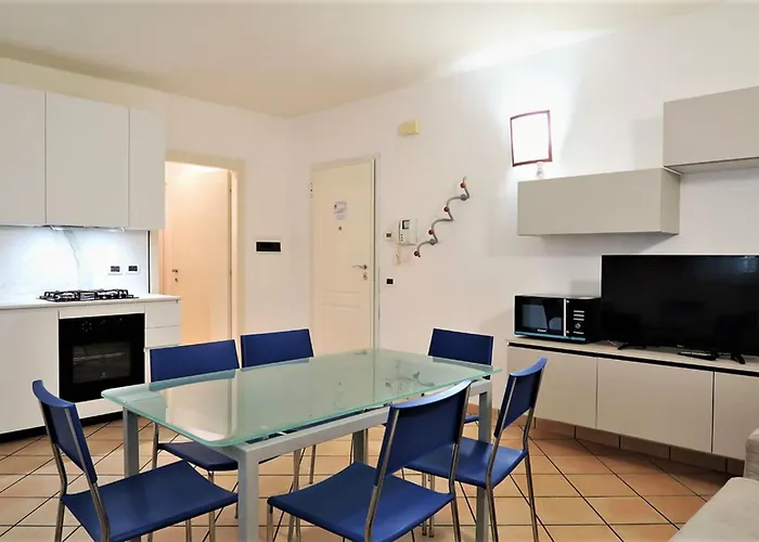 La Rotonda Aparthotel 4*